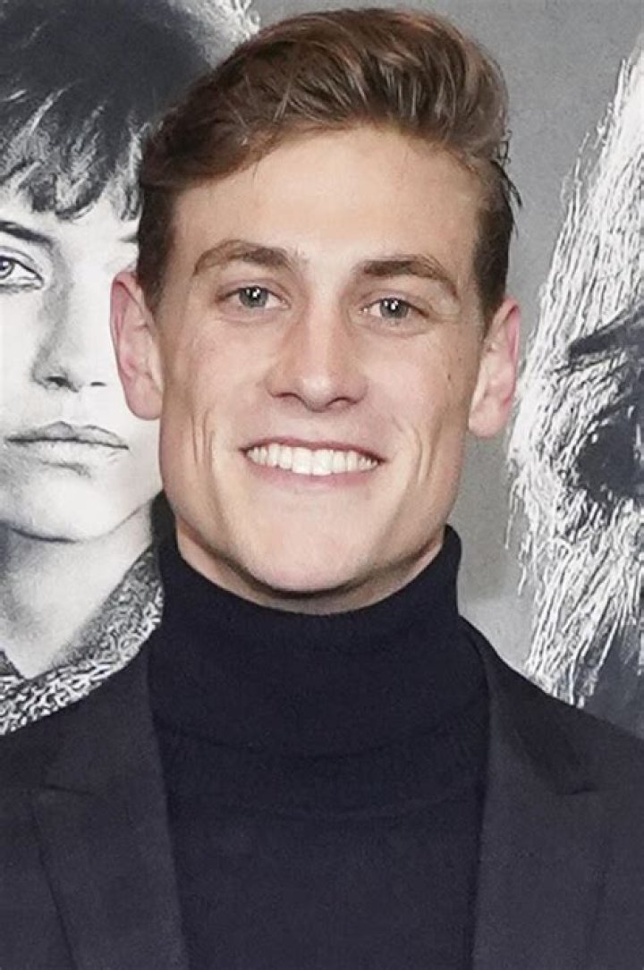 Is Simon Mead Married? The Untold Story