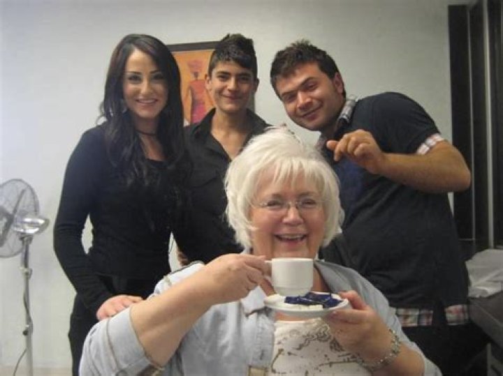 Unveiling The Enduring Bond: Sandy Bentley's Husband Revealed